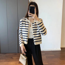 Load image into Gallery viewer, Button Sweater