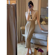 Load image into Gallery viewer, Sleeveless Shirt V-neck
